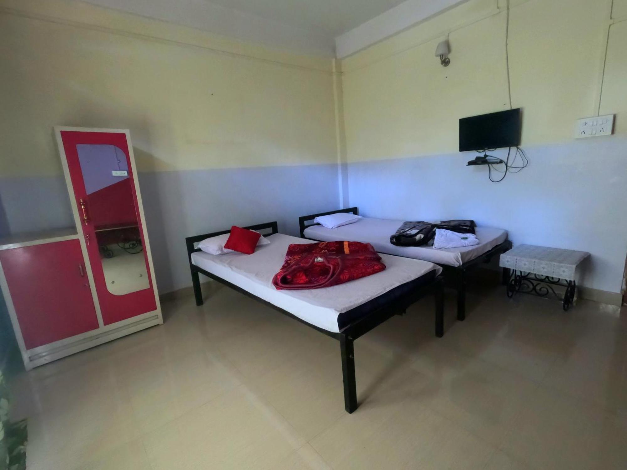Kareng Party Camp N Homestay Kaziranga Exterior photo